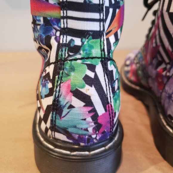 CULT Amphibian Combat Boot Laced Multicolor Floral Print Rubber Sole Womens US 6 - Picture 14 of 15